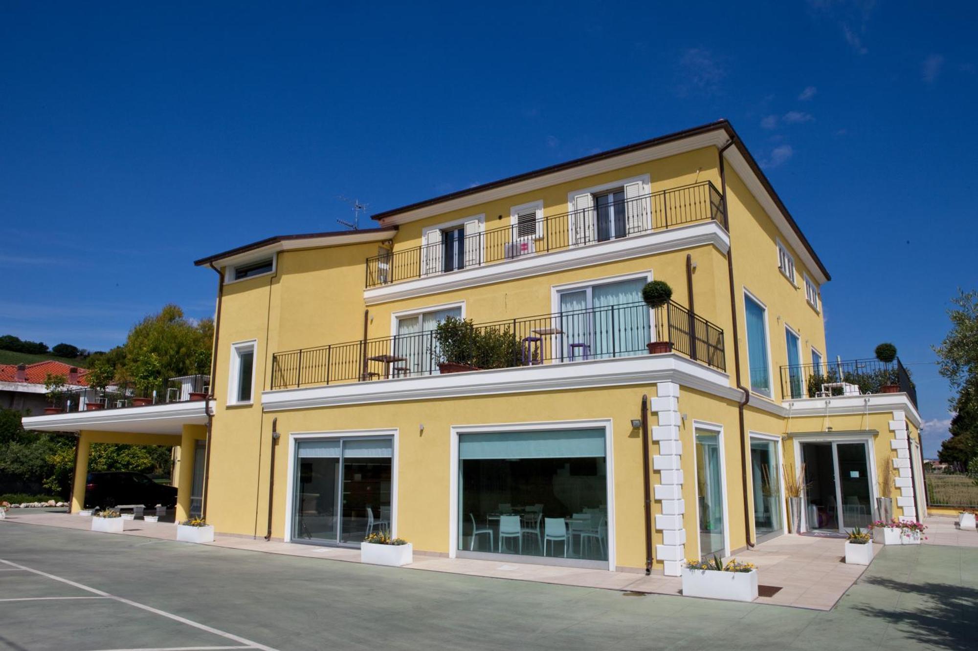 Villa Imago Roseto Degli Abruzzi Exterior photo